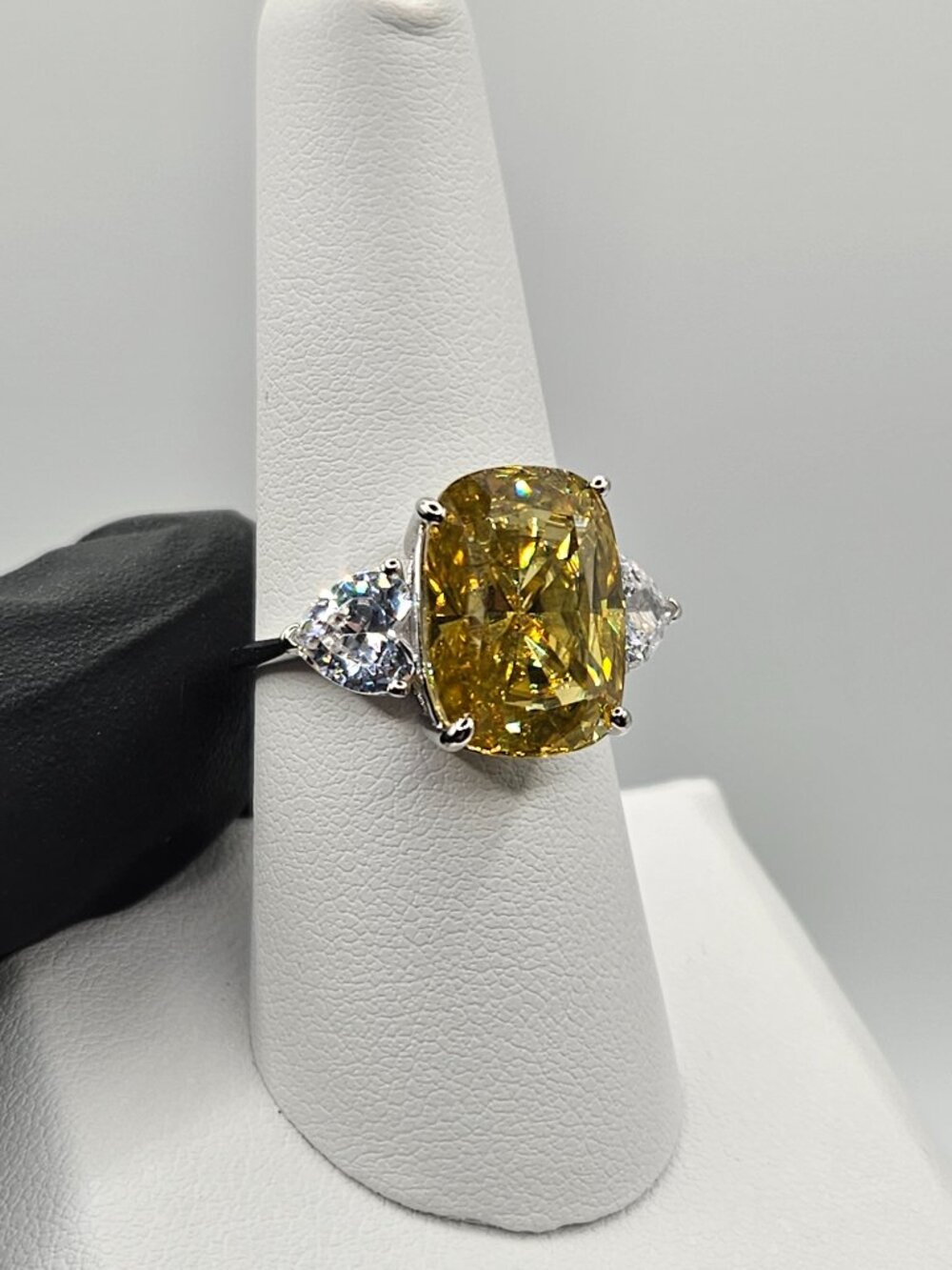 925 Silver 10 CTW Cushion Yellow Moissanite 3-Stone Ring Size 7.5 - Picture 3 of 8